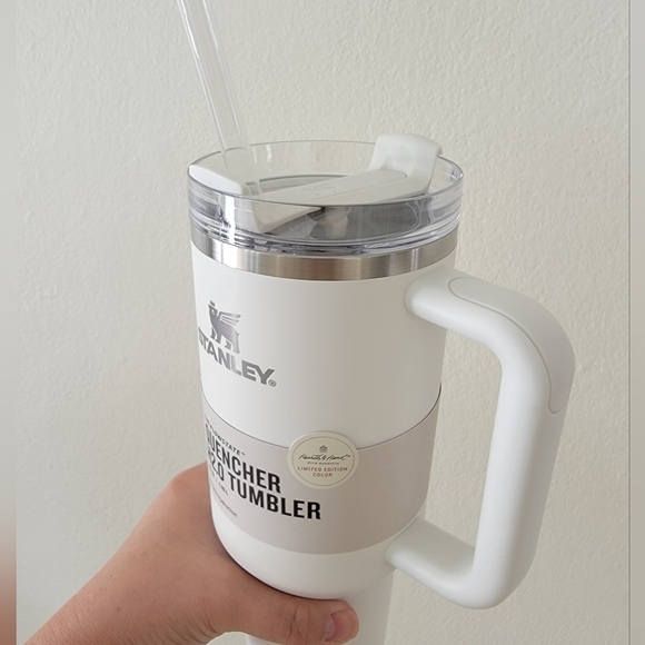 NWT 2023 Stanley Flowstate Quencher Limited Edition Hearth & Hand H2.0 T… - Picture 8 of 8